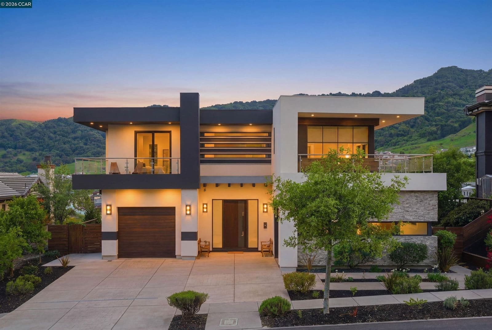 11 Bigleaf Road
