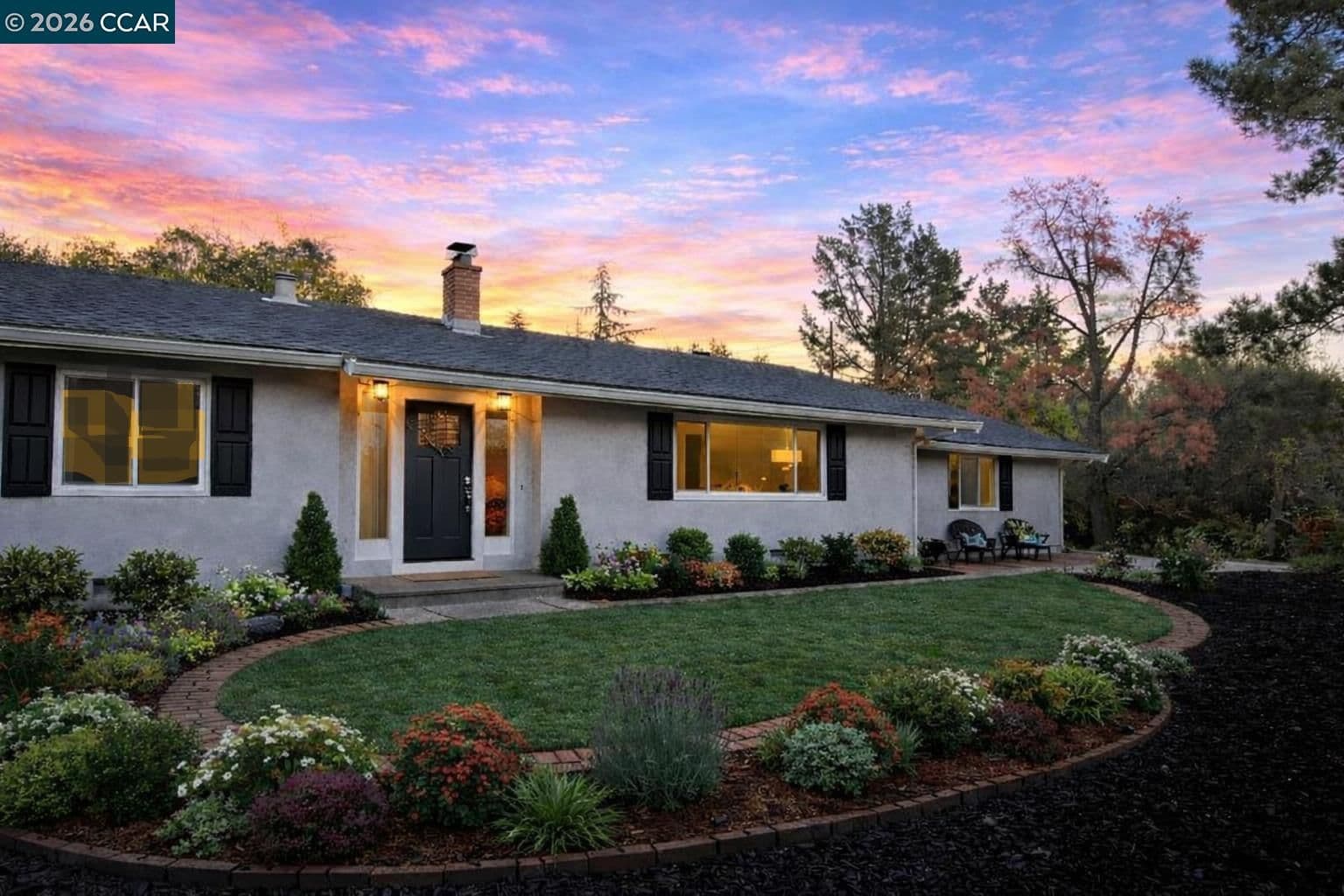 8 Cherryhills Court