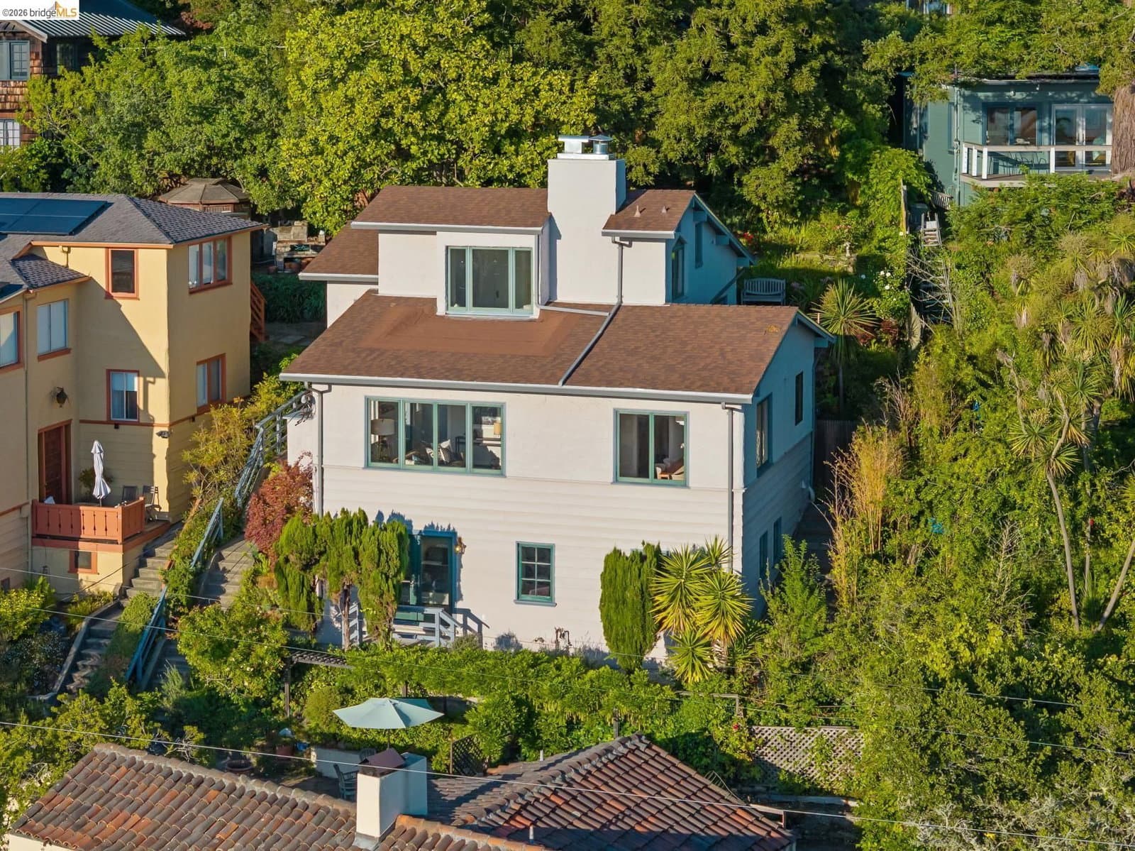 8 Mosswood Rd