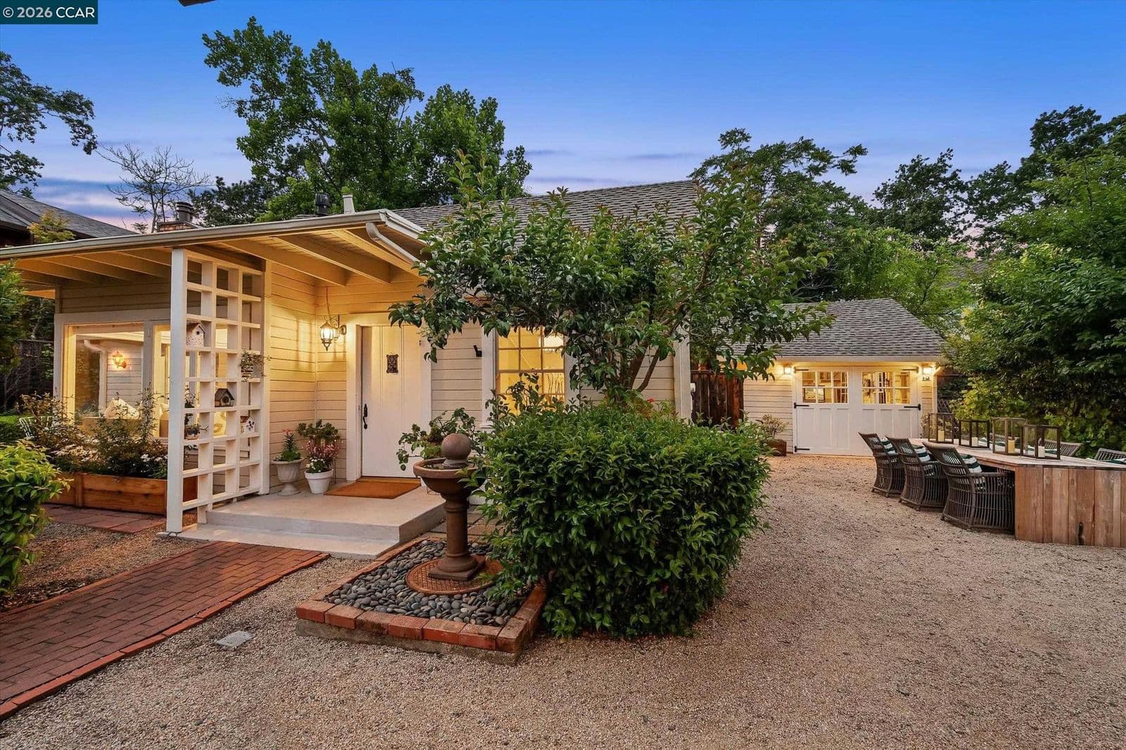 3 Songbird Ct