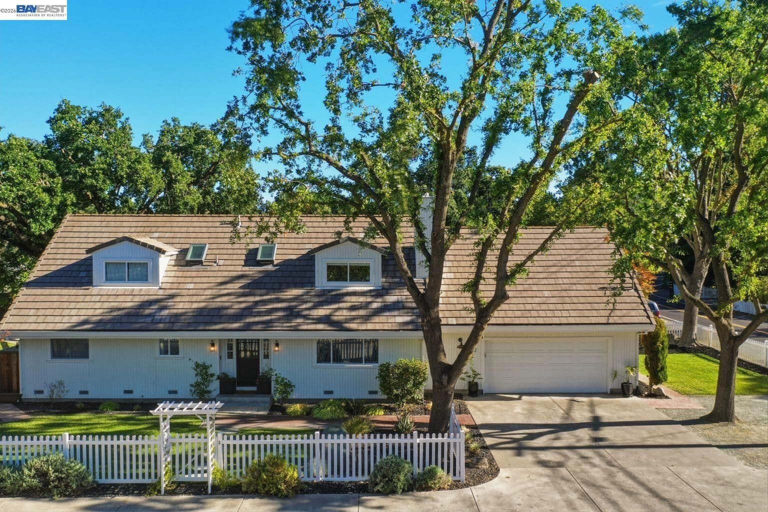 2632 Cherry Ln