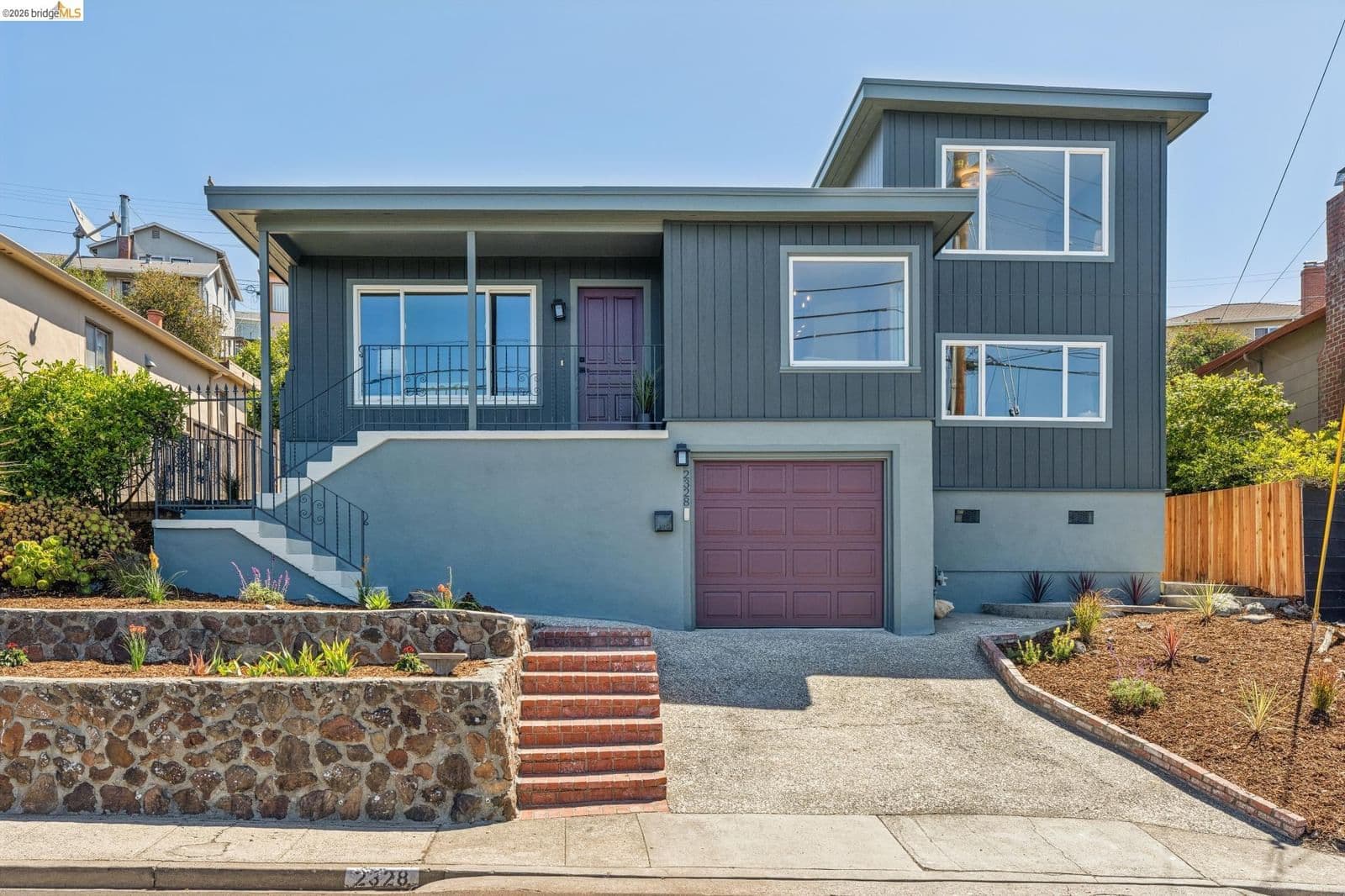 2328 Carquinez Ave