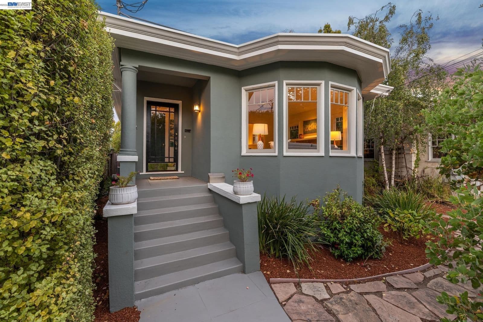 847 Peralta Avenue