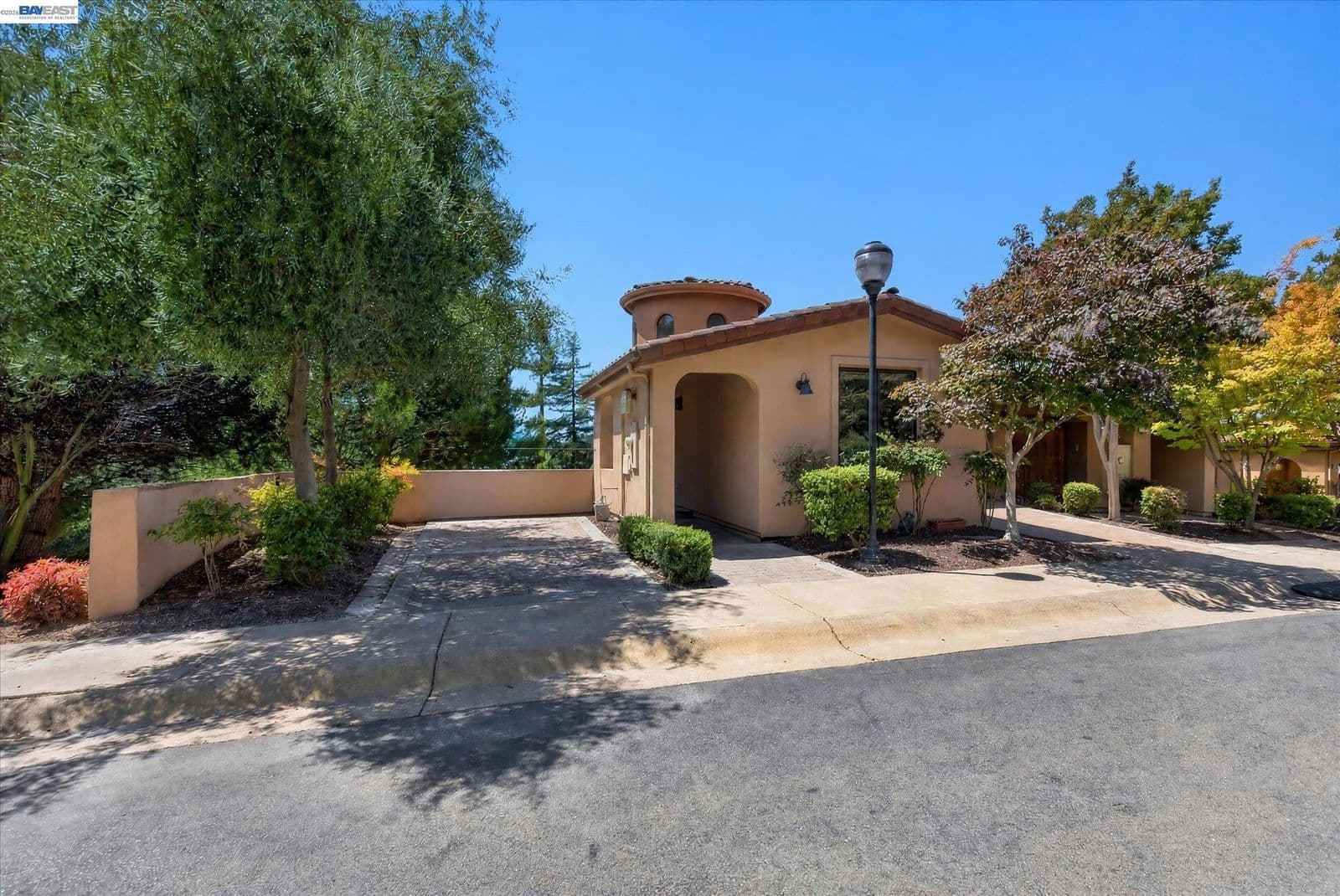84 Siena Dr