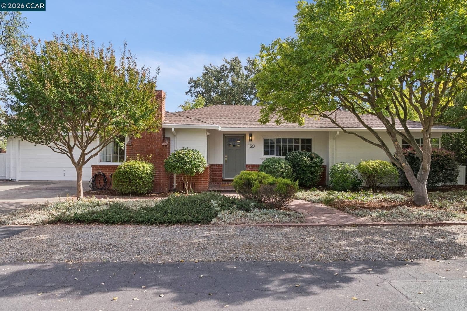 130 Greenway Dr
