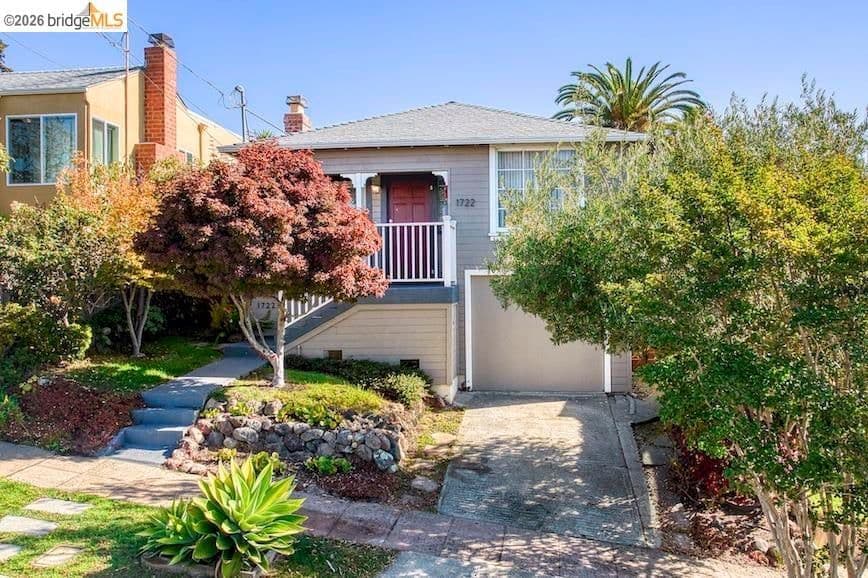 1722 Santa Clara St
