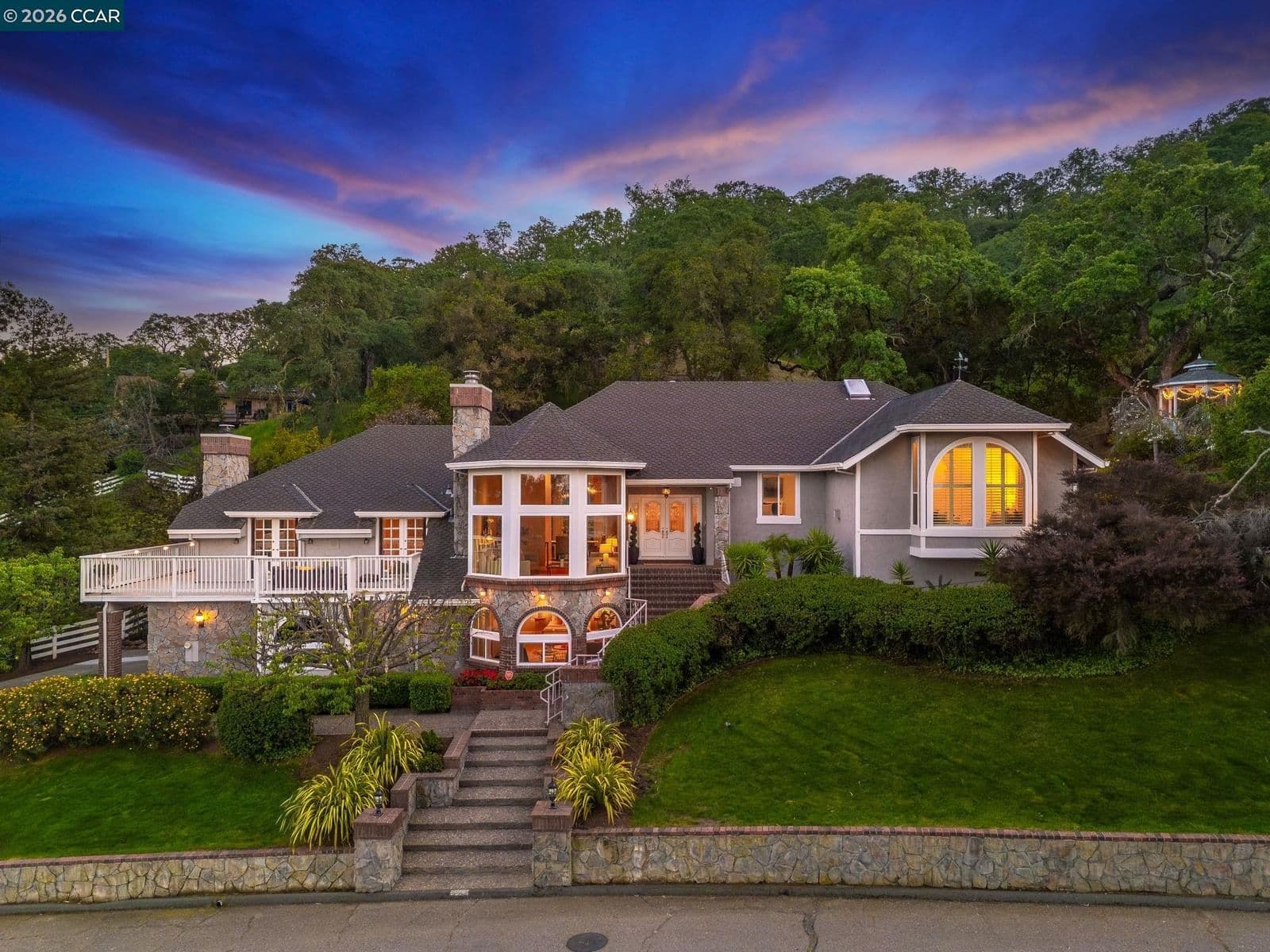725 Castle Rock Rd