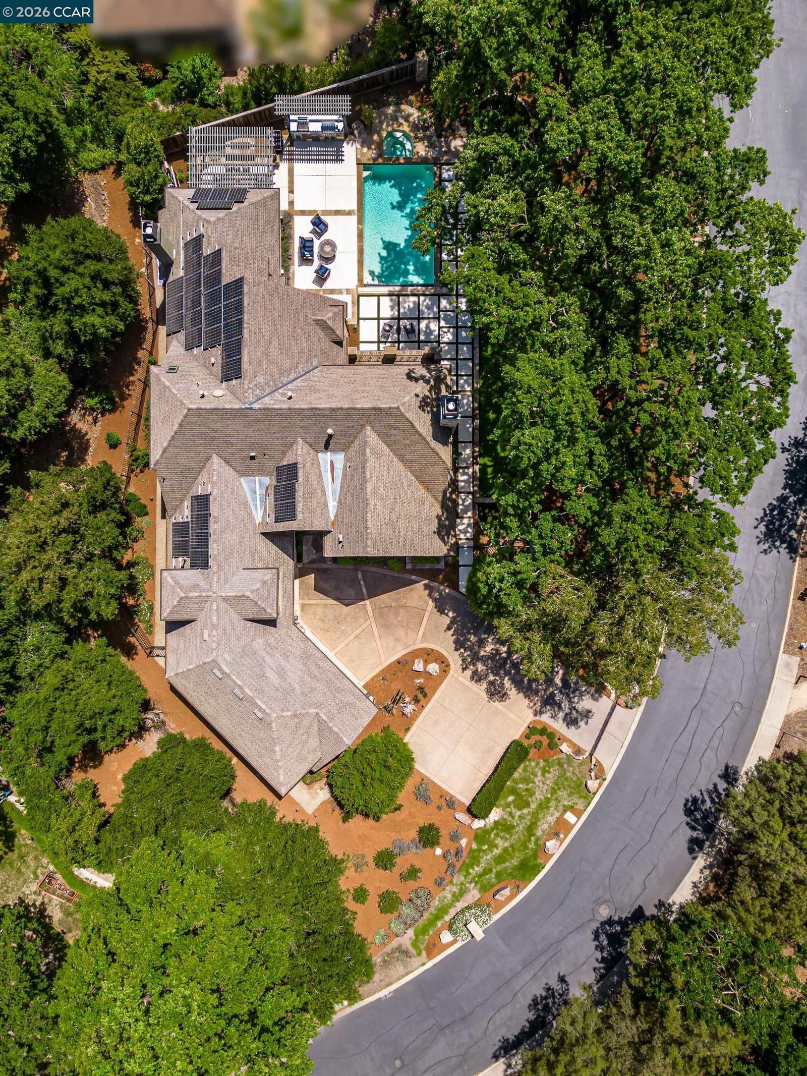 53 Hidden Oaks Dr
