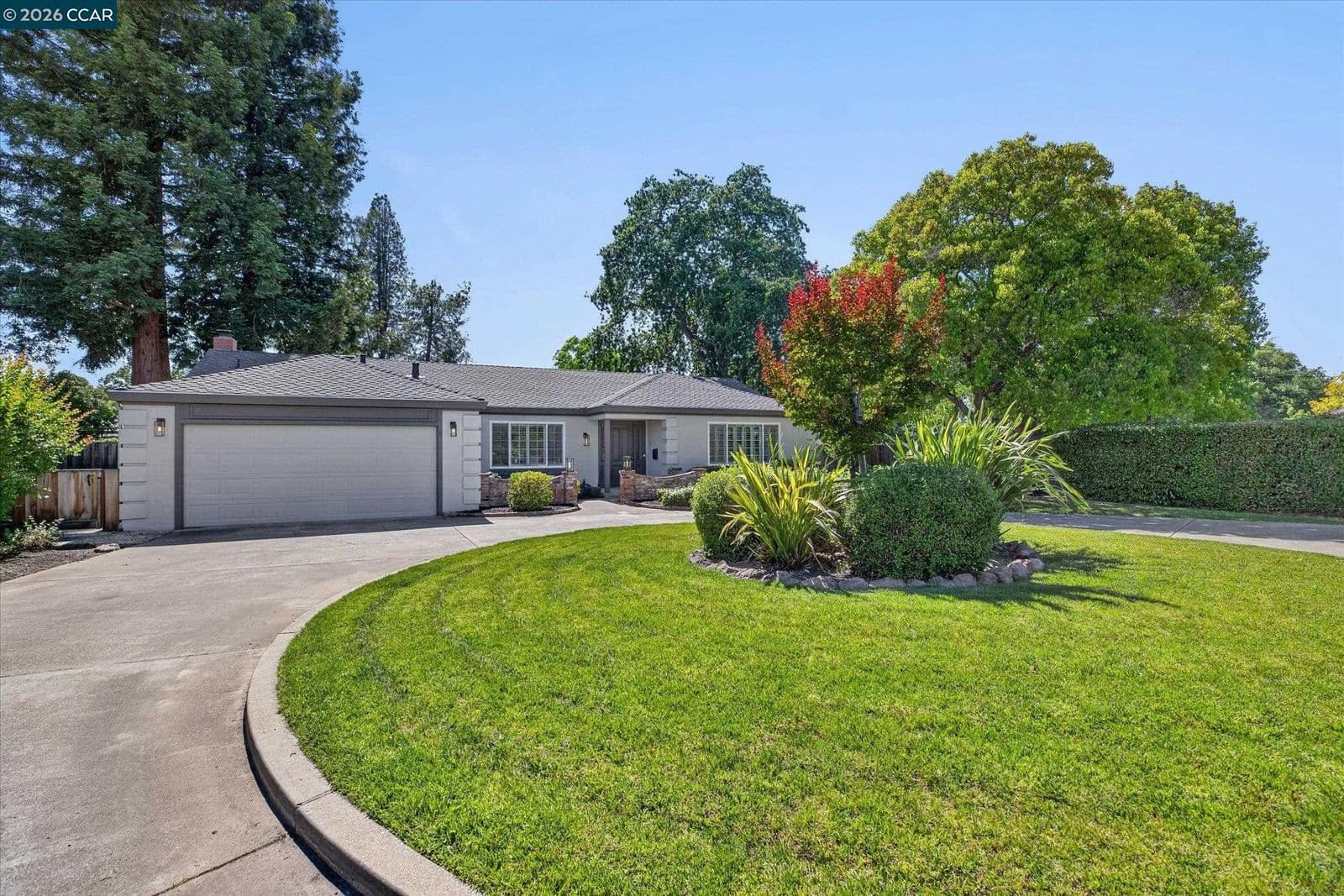 801 Cheyenne Dr