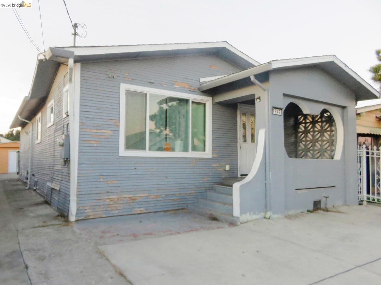 1649 72Nd Ave