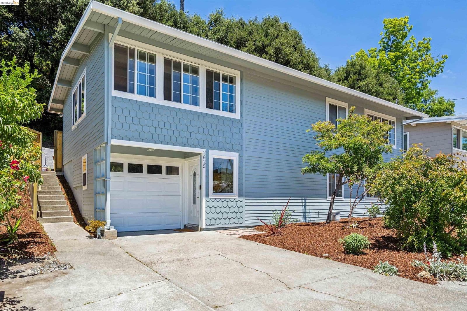 2825 Sheldon Dr