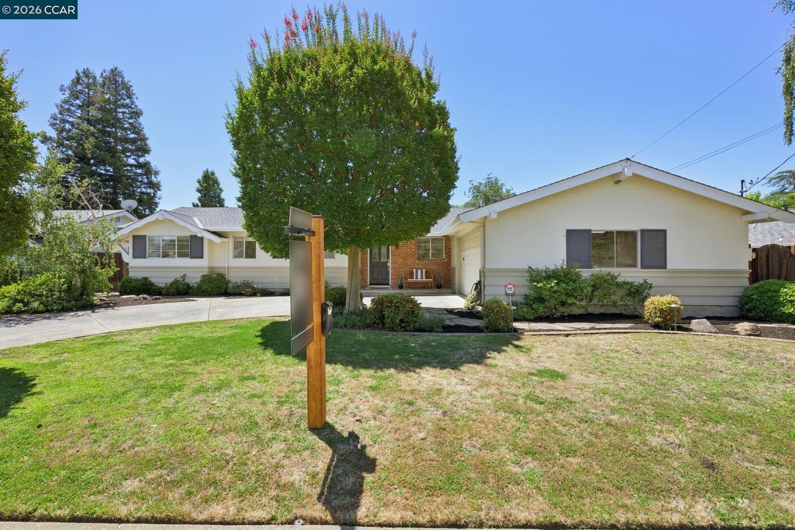 2856 San Benito Dr