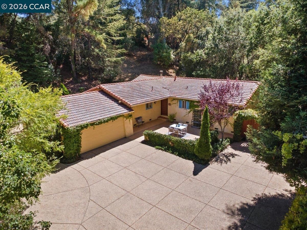1555 Pleasant Hill Road