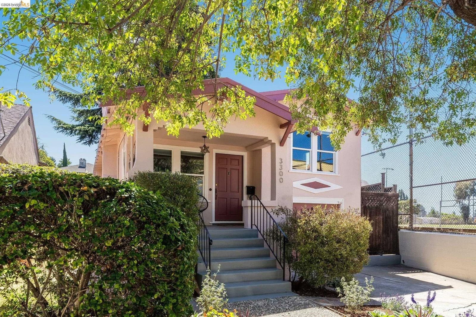 3300 Wilson Pl