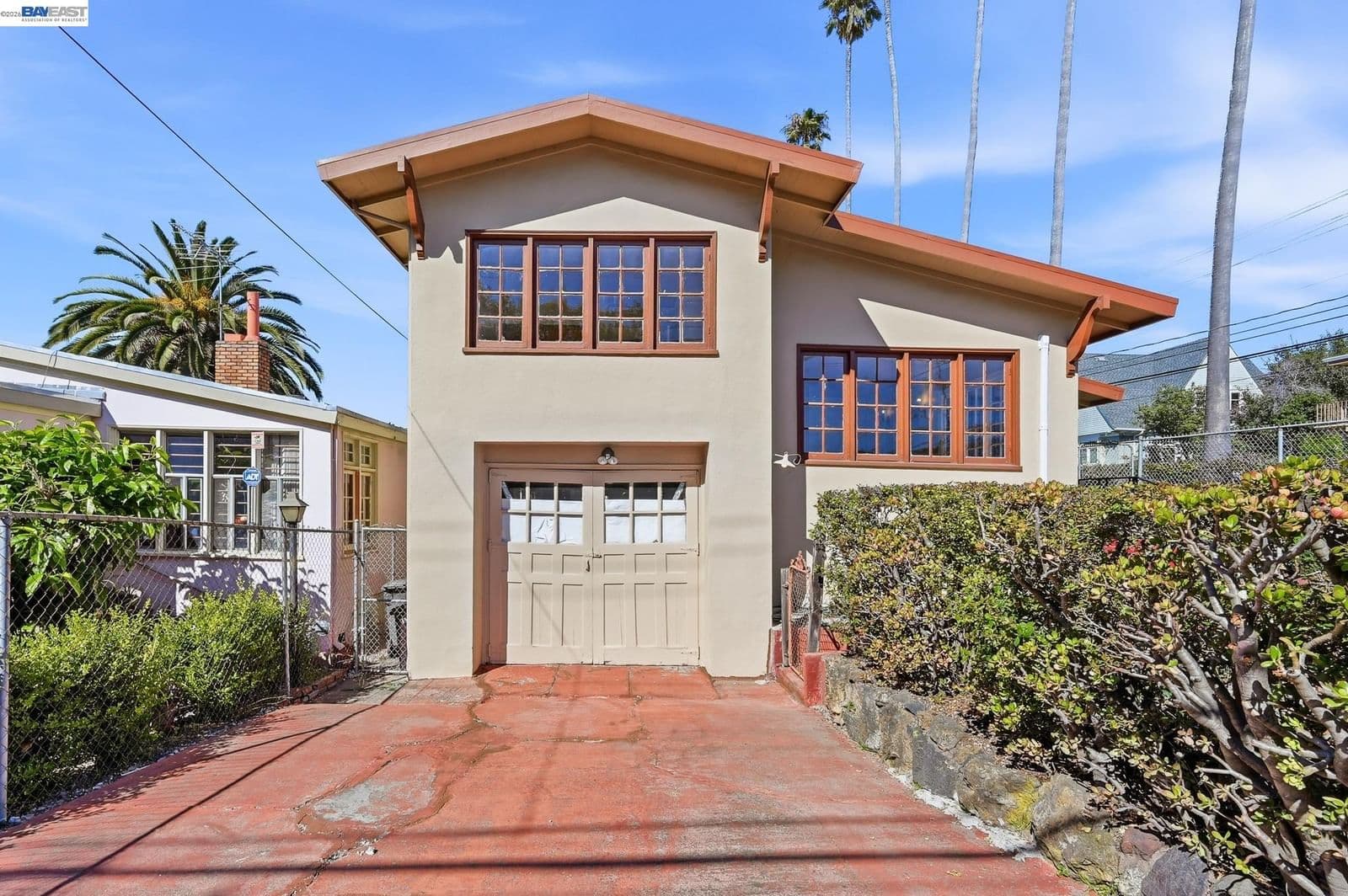 2401 9Th Ave