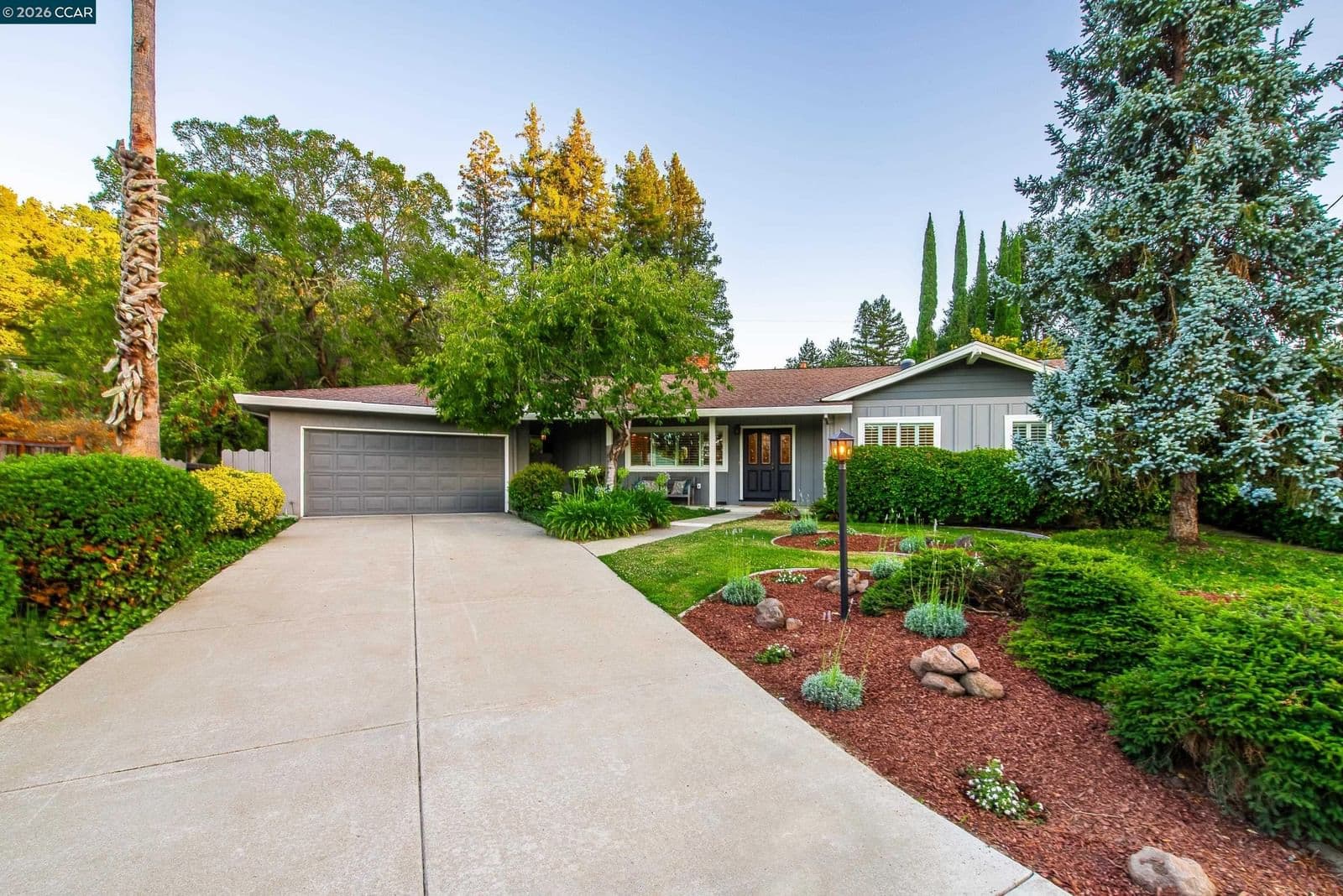 4059 Fiora Pl