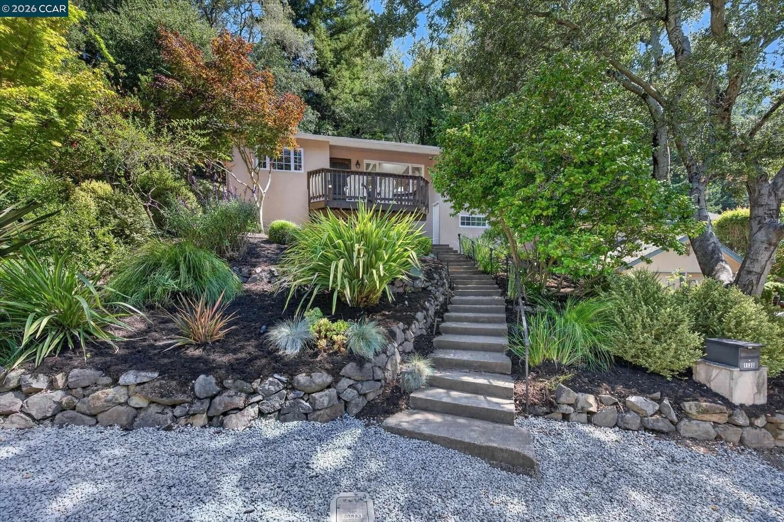 1130 Glencourt Dr