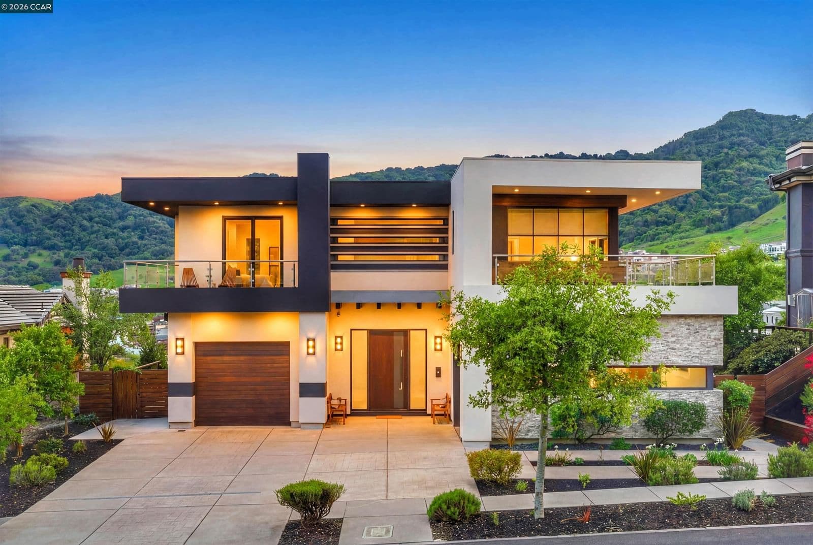 11 Bigleaf Road