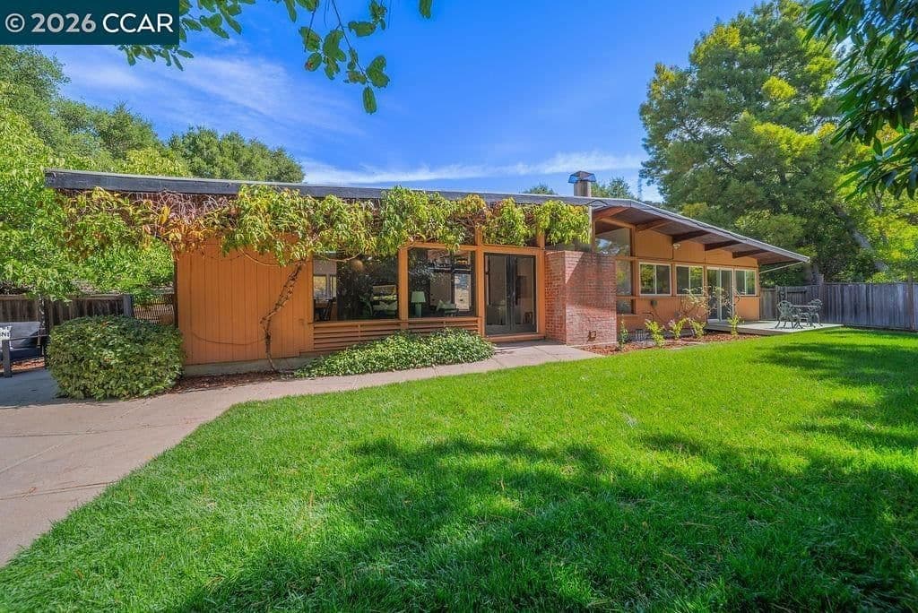266 Orchard Rd