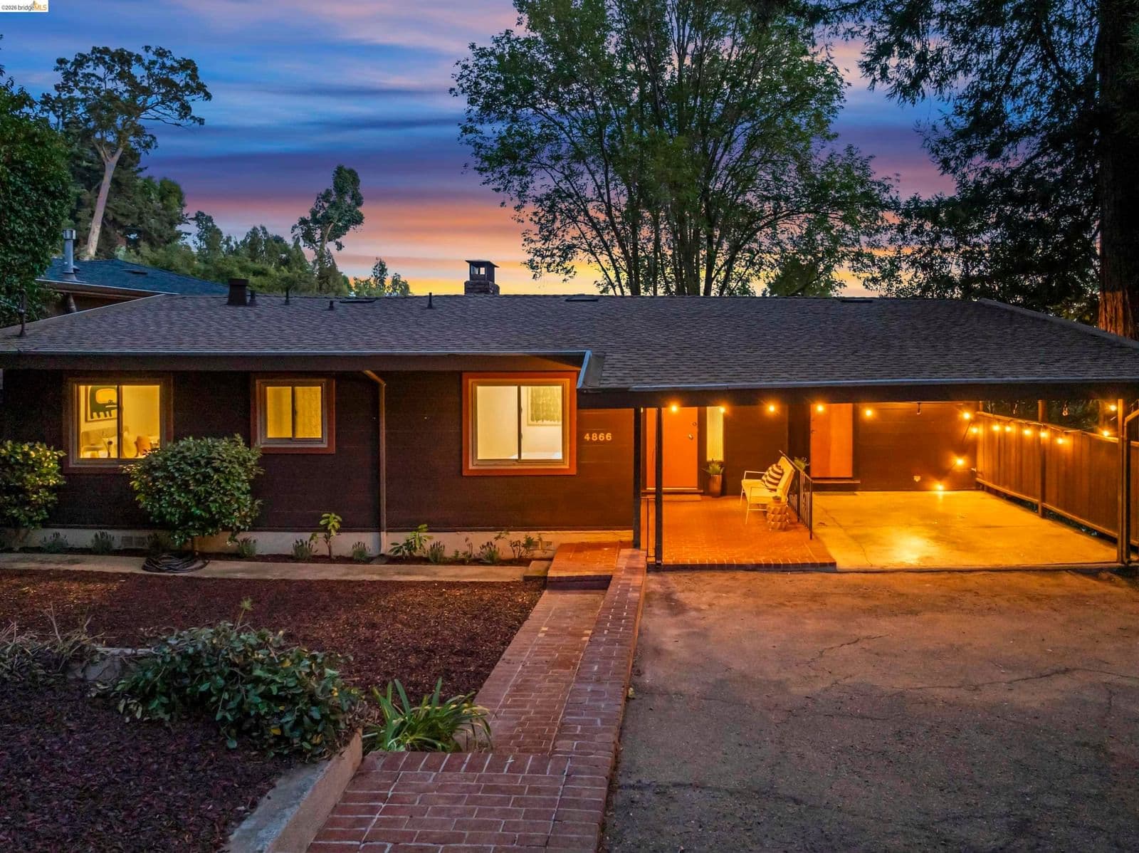 4866 Trinidad AVE
