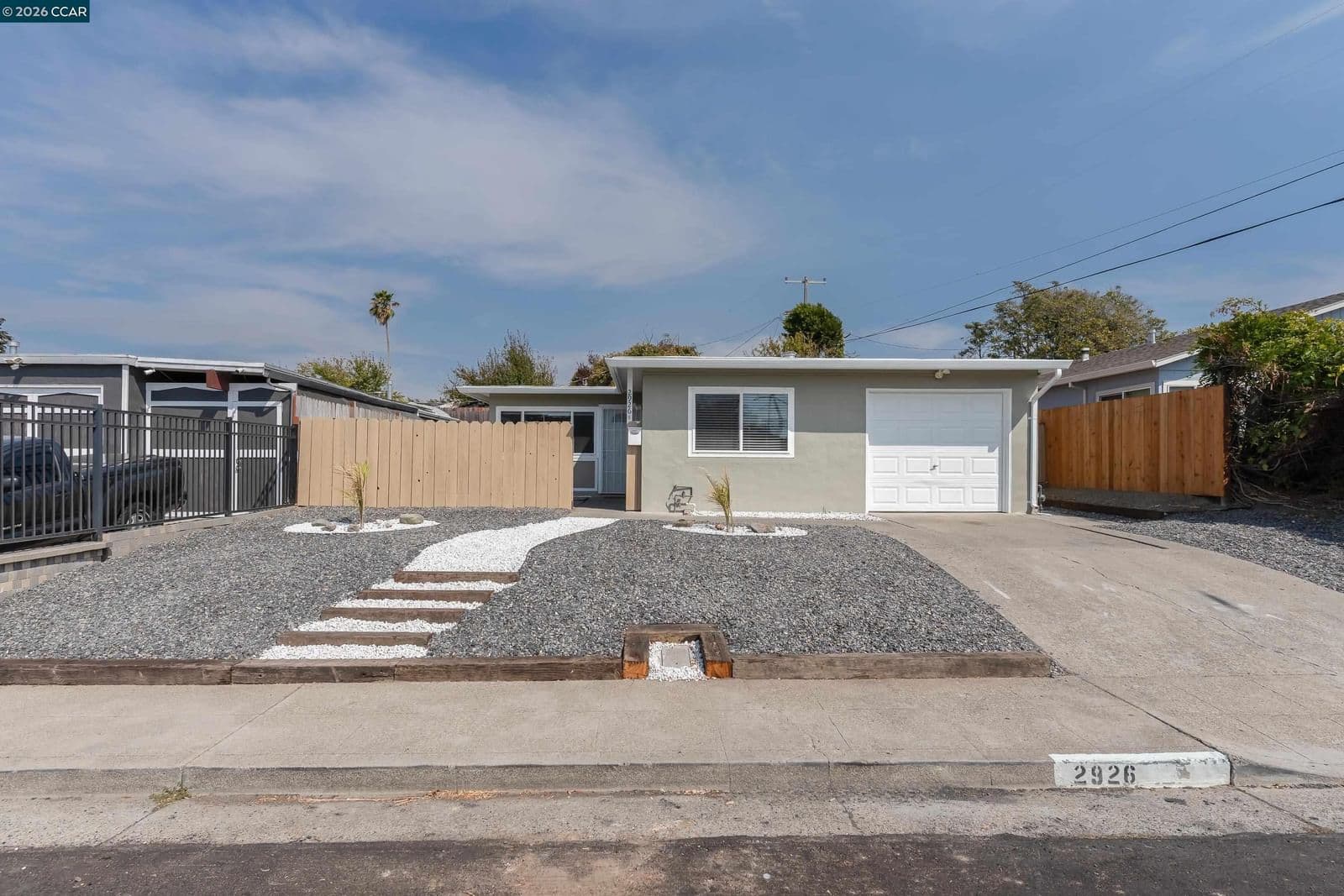 2926 Alta Mira Dr