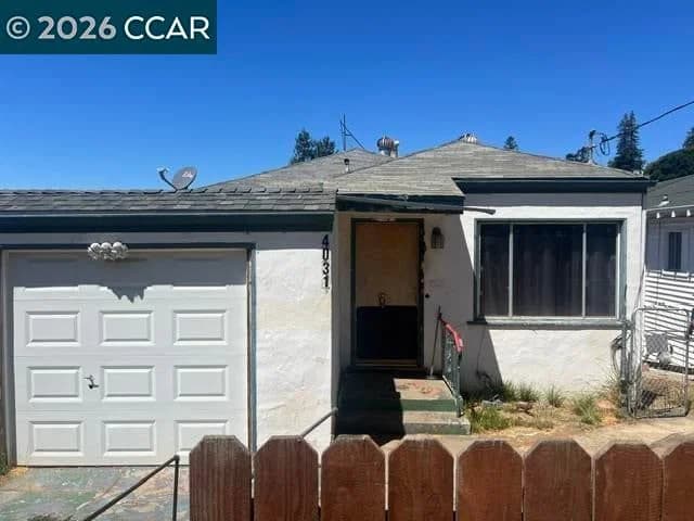 4031 Loma Vista Ave