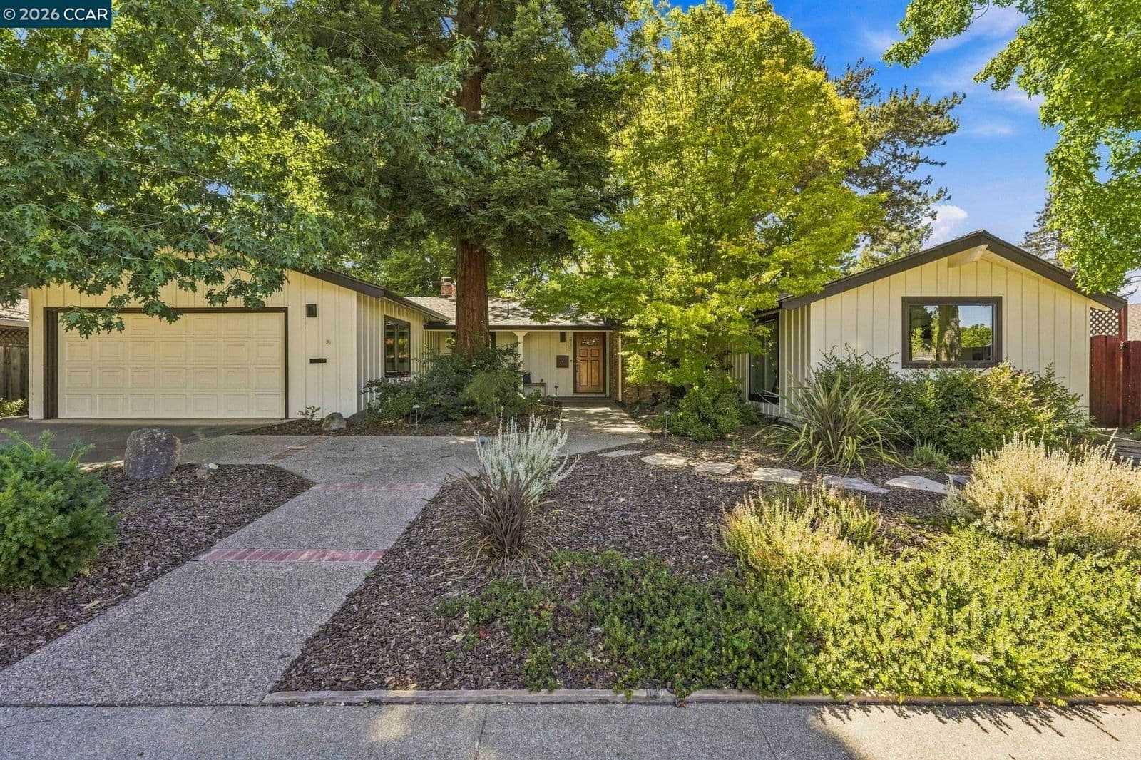 2737 San Antonio Dr