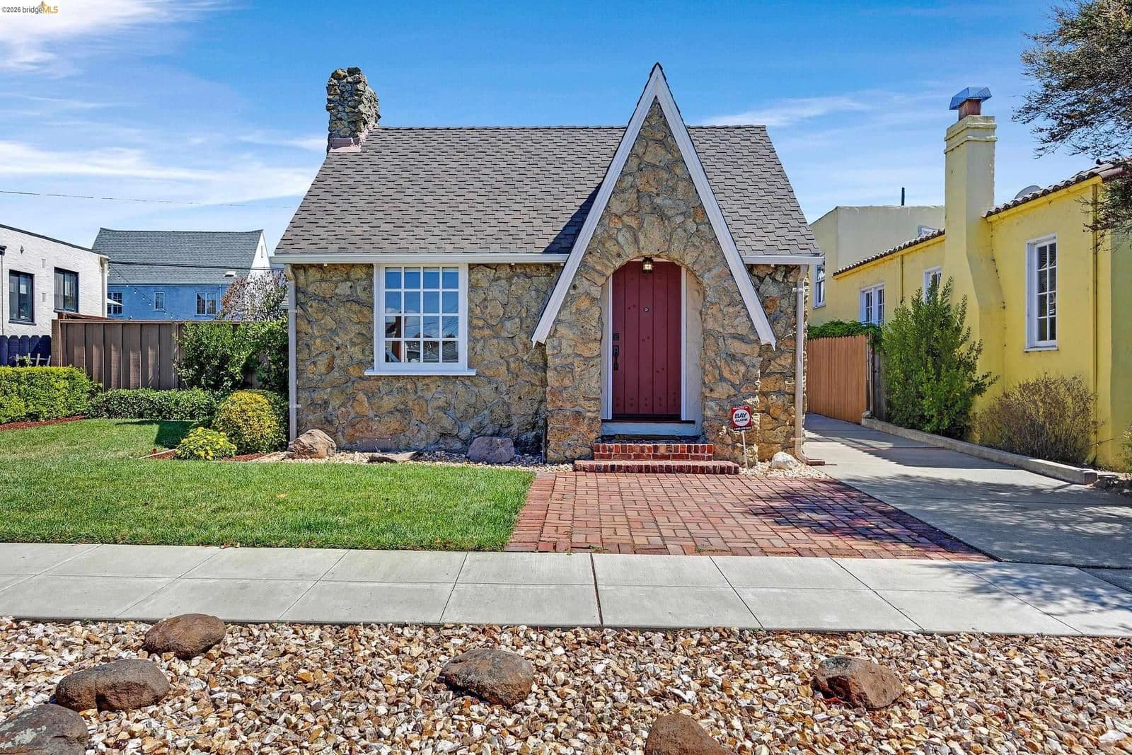 458 Key Blvd