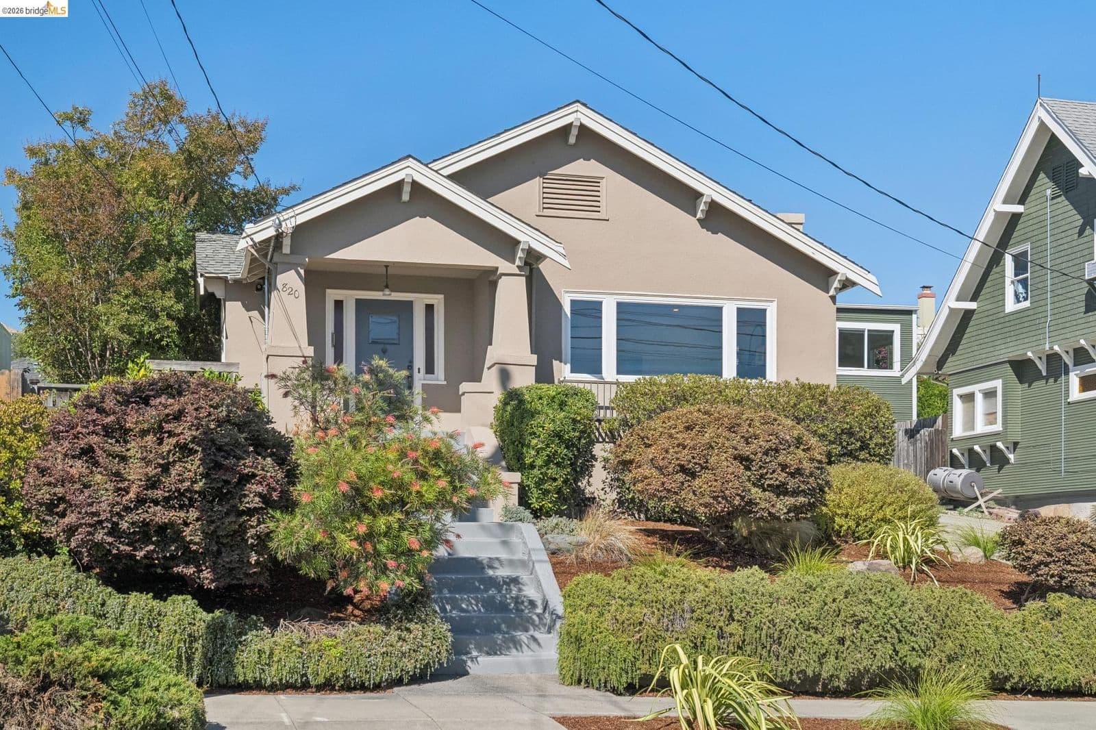 820 Prospect Ave
