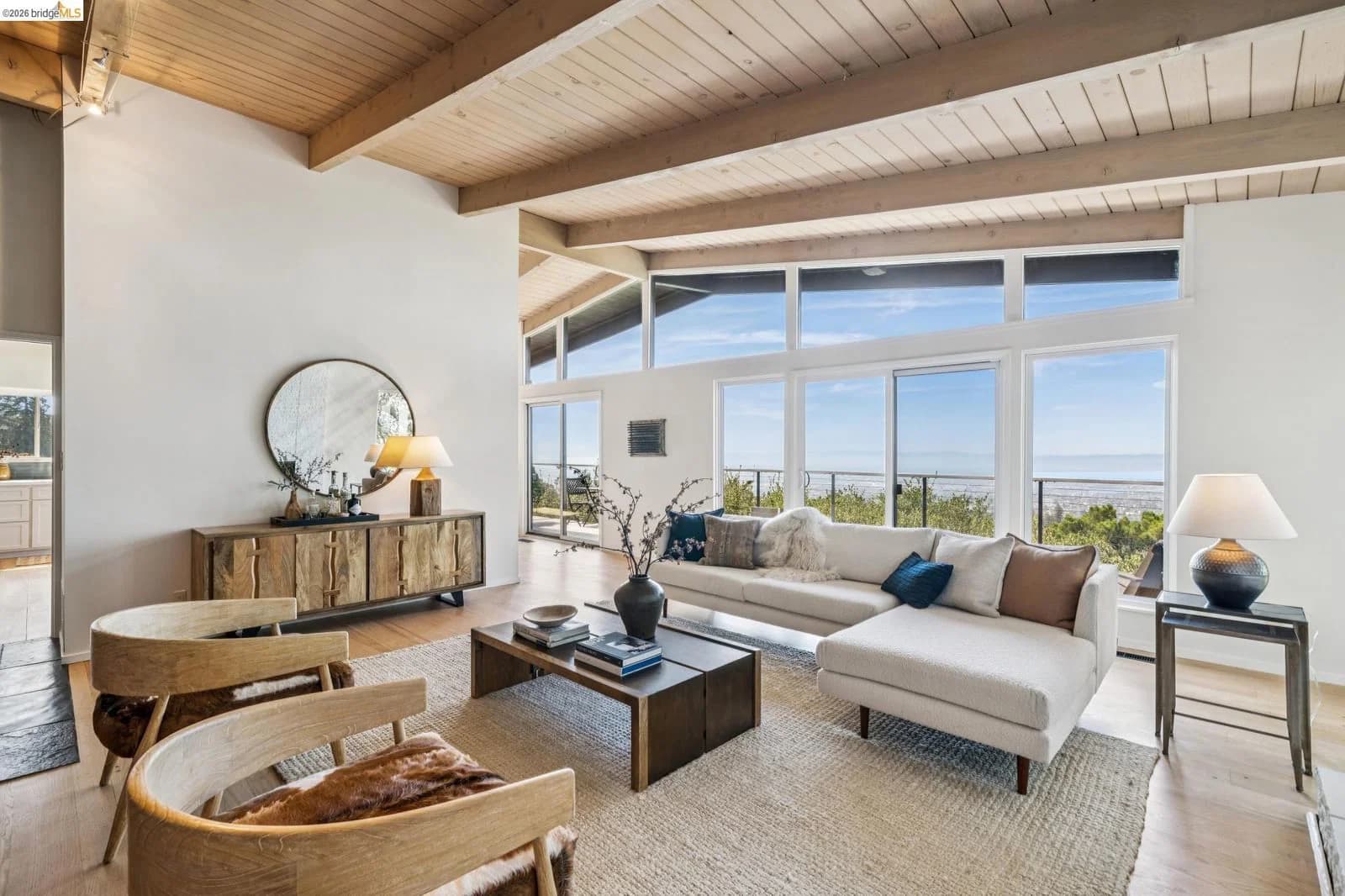 25 Ascot Court