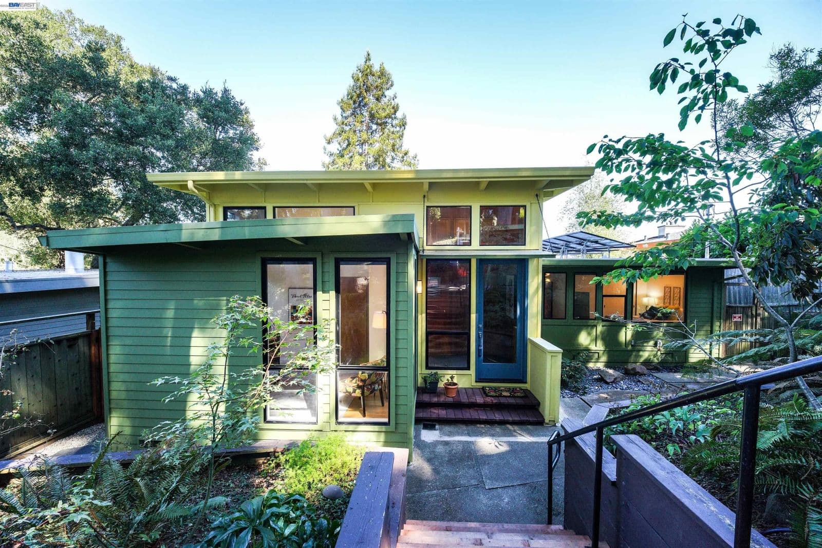 605 Vistamont Avenue