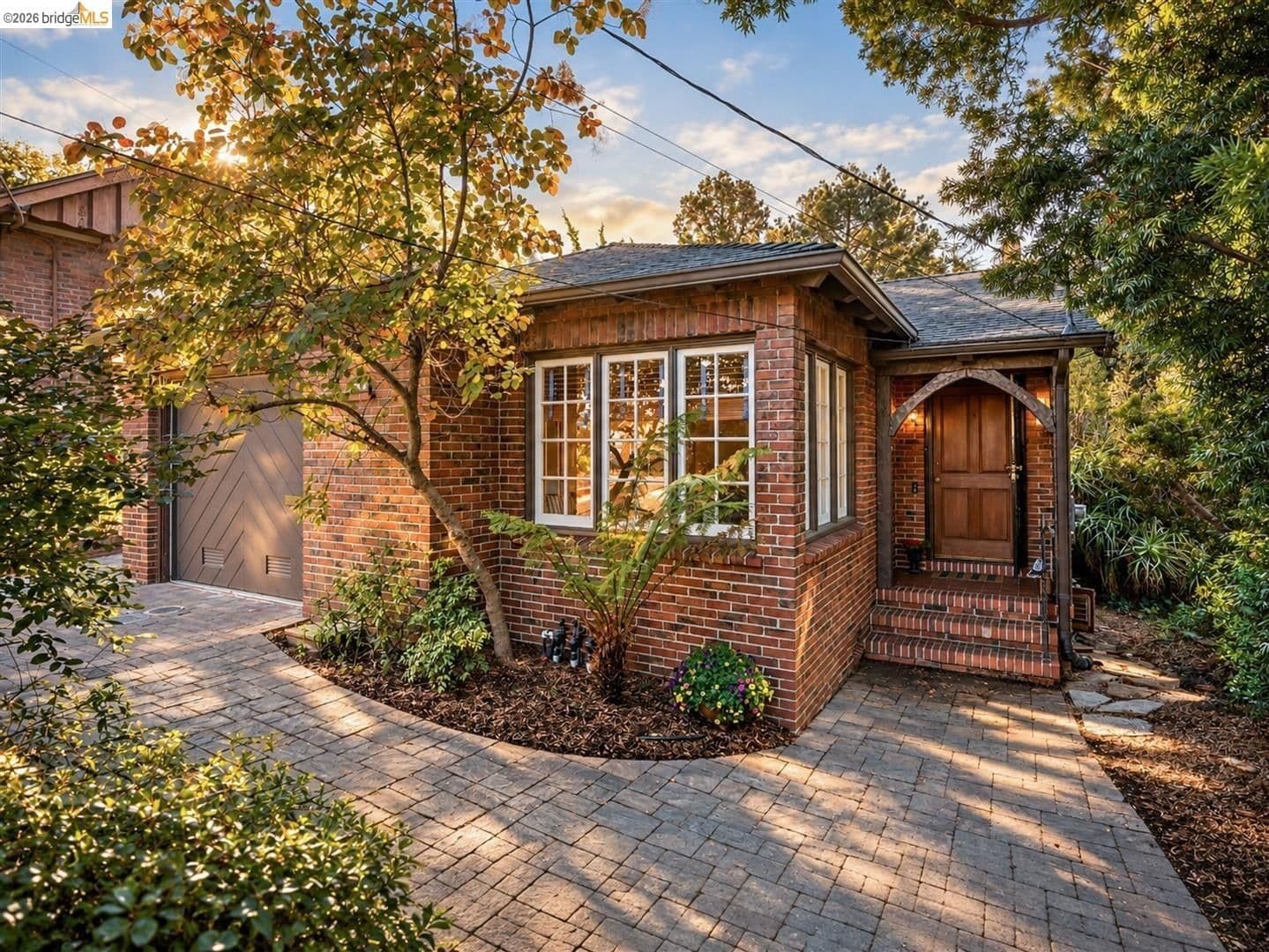 3938 Maybelle Ave