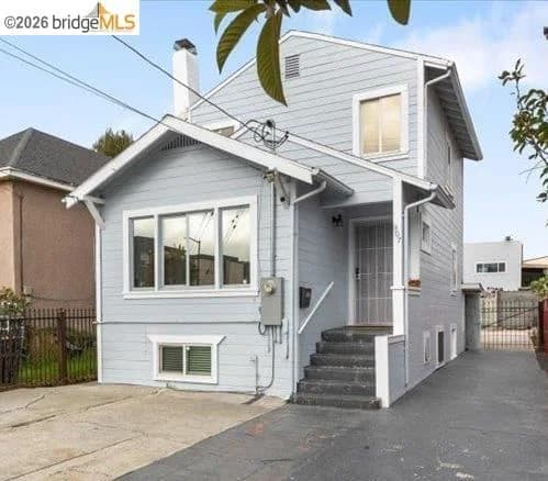 907 39Th Ave