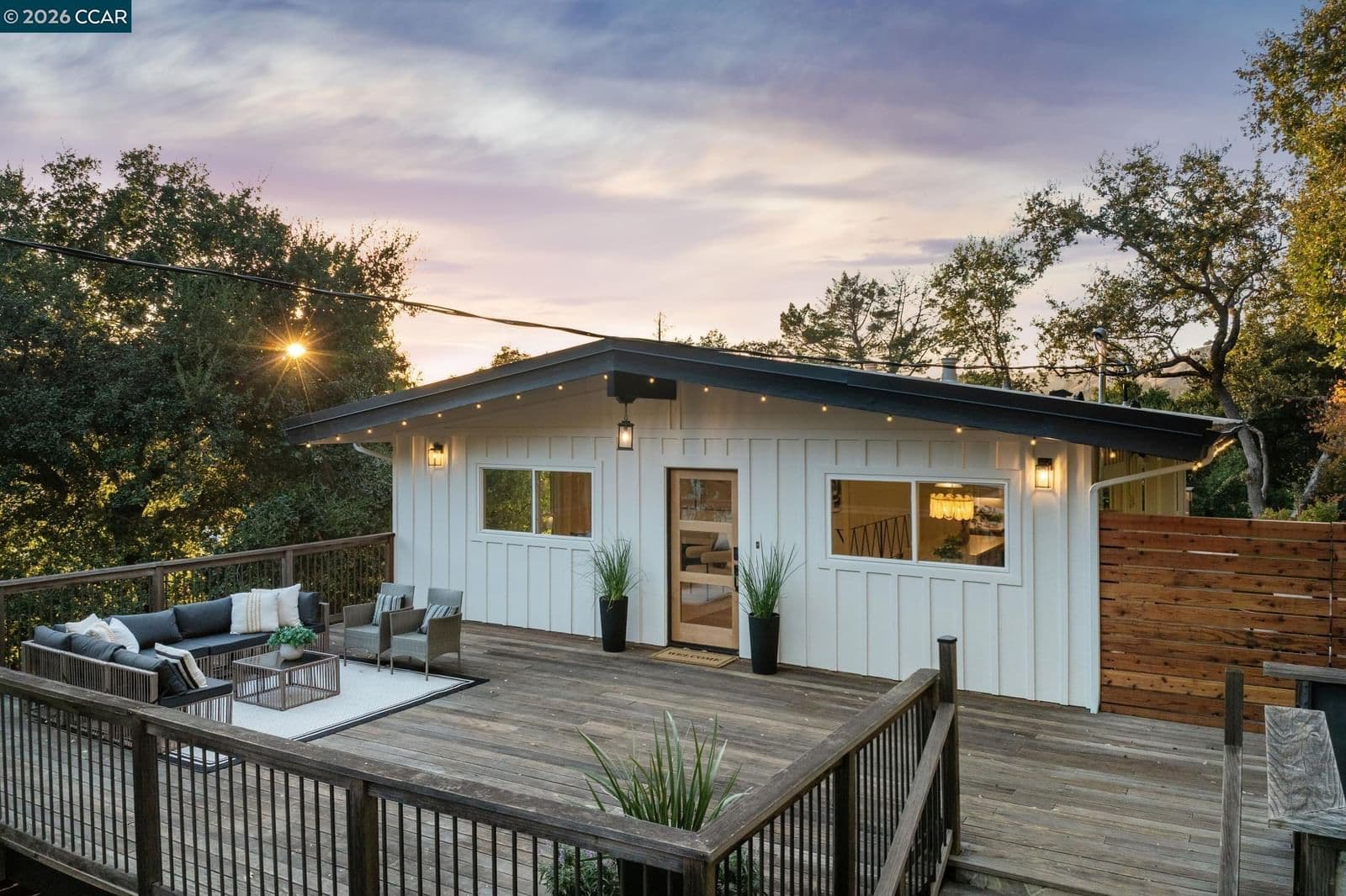 3241 Judith Ln