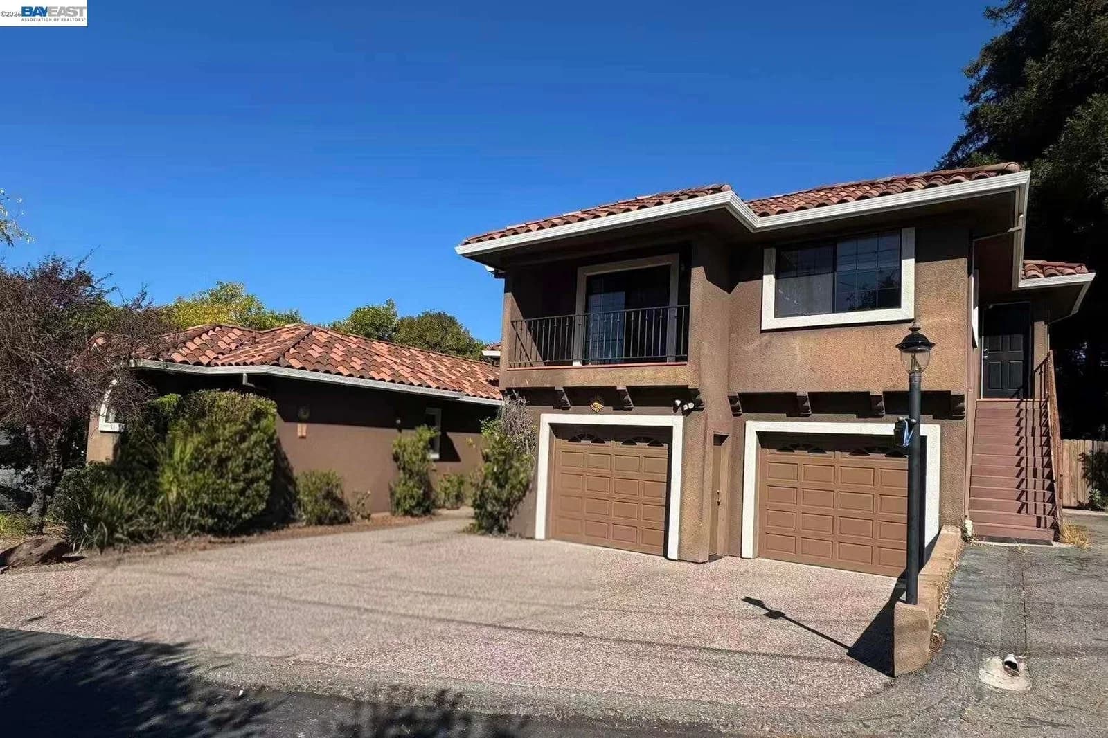 34 Sunrise Ln