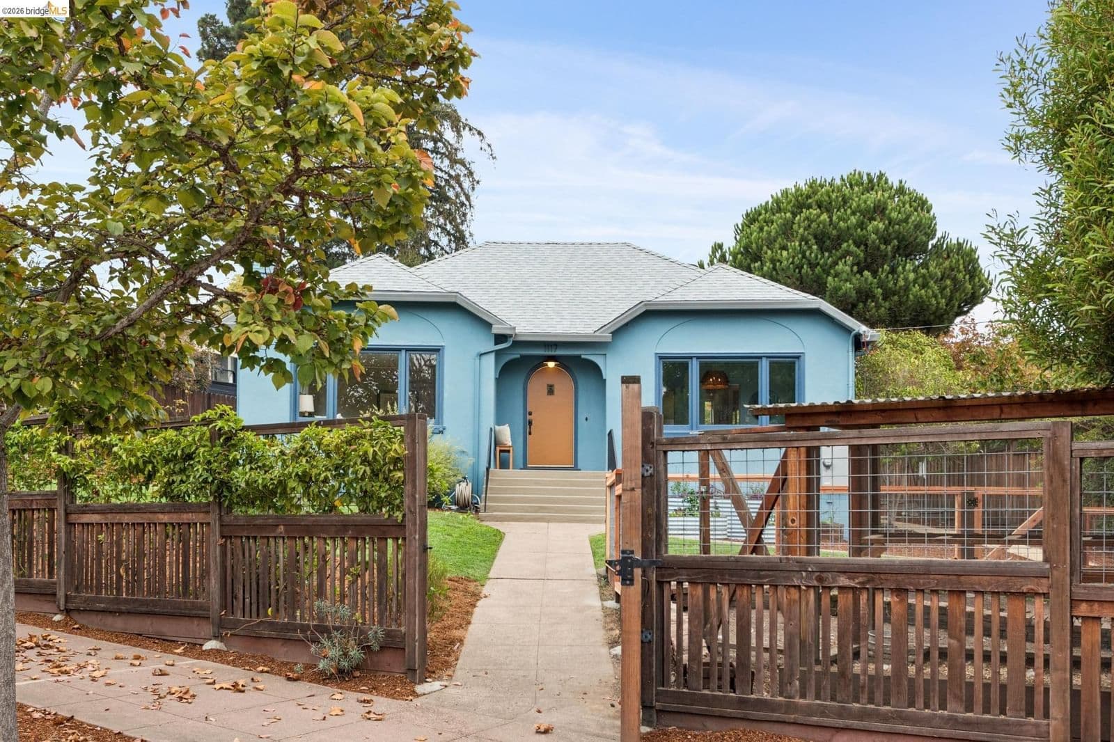 1117 The Alameda