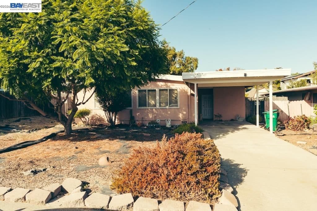4517 Utah DR