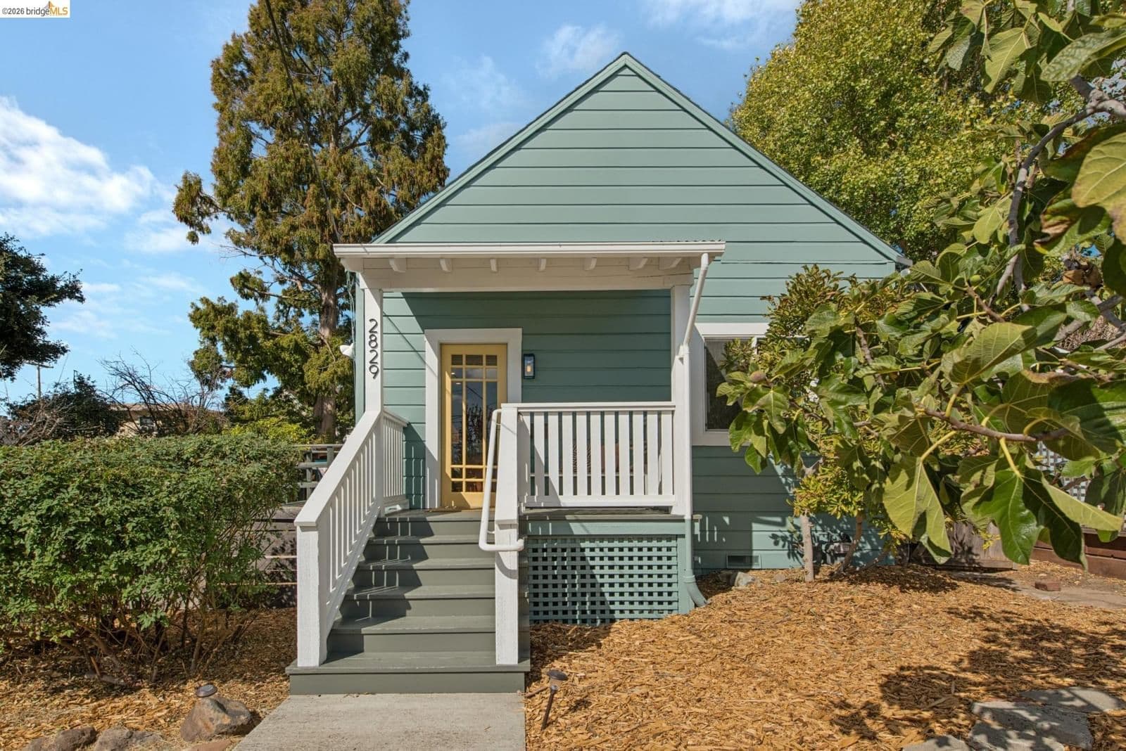 2829 Morcom Ave