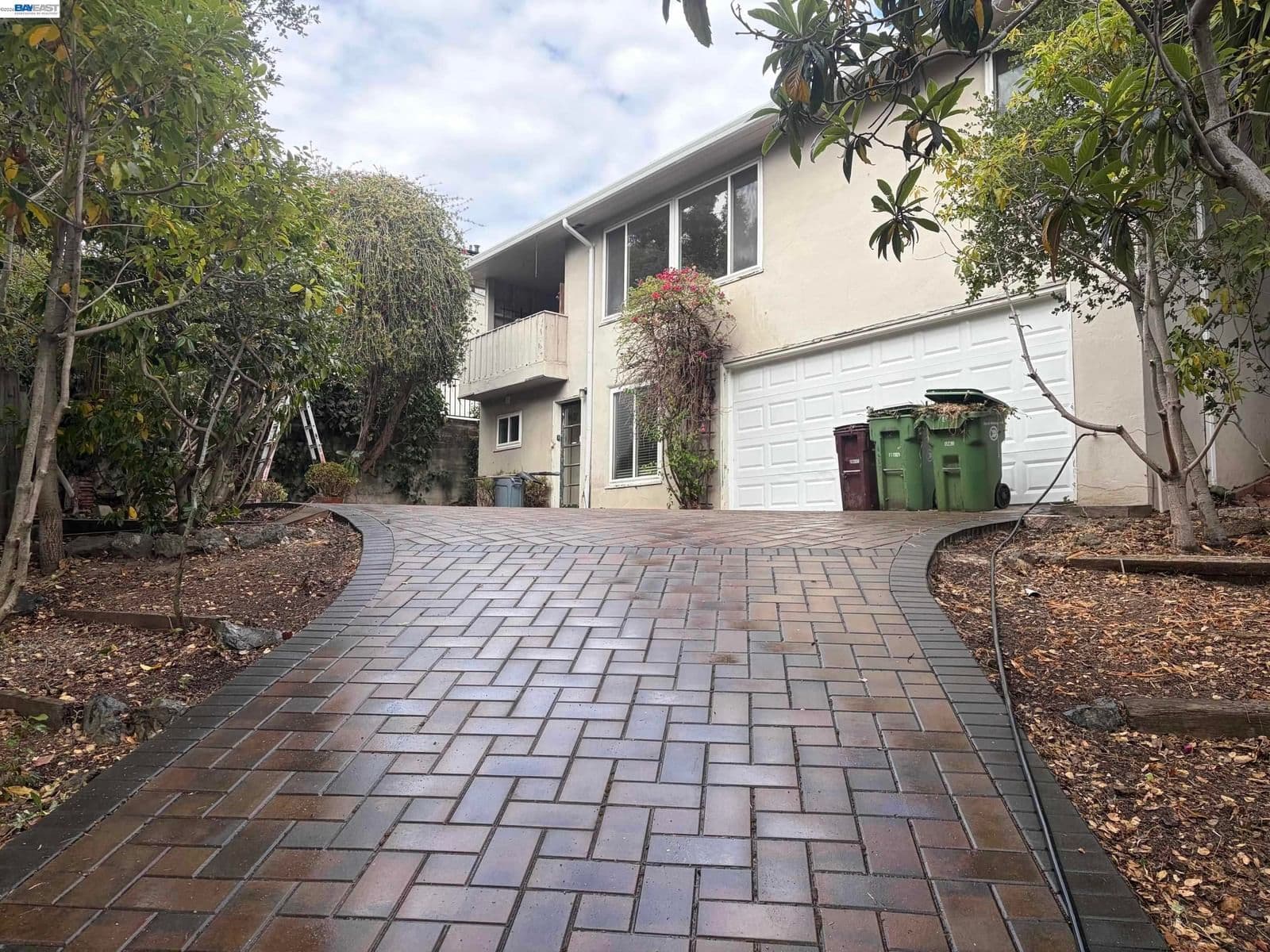 33 Buckeye Ave