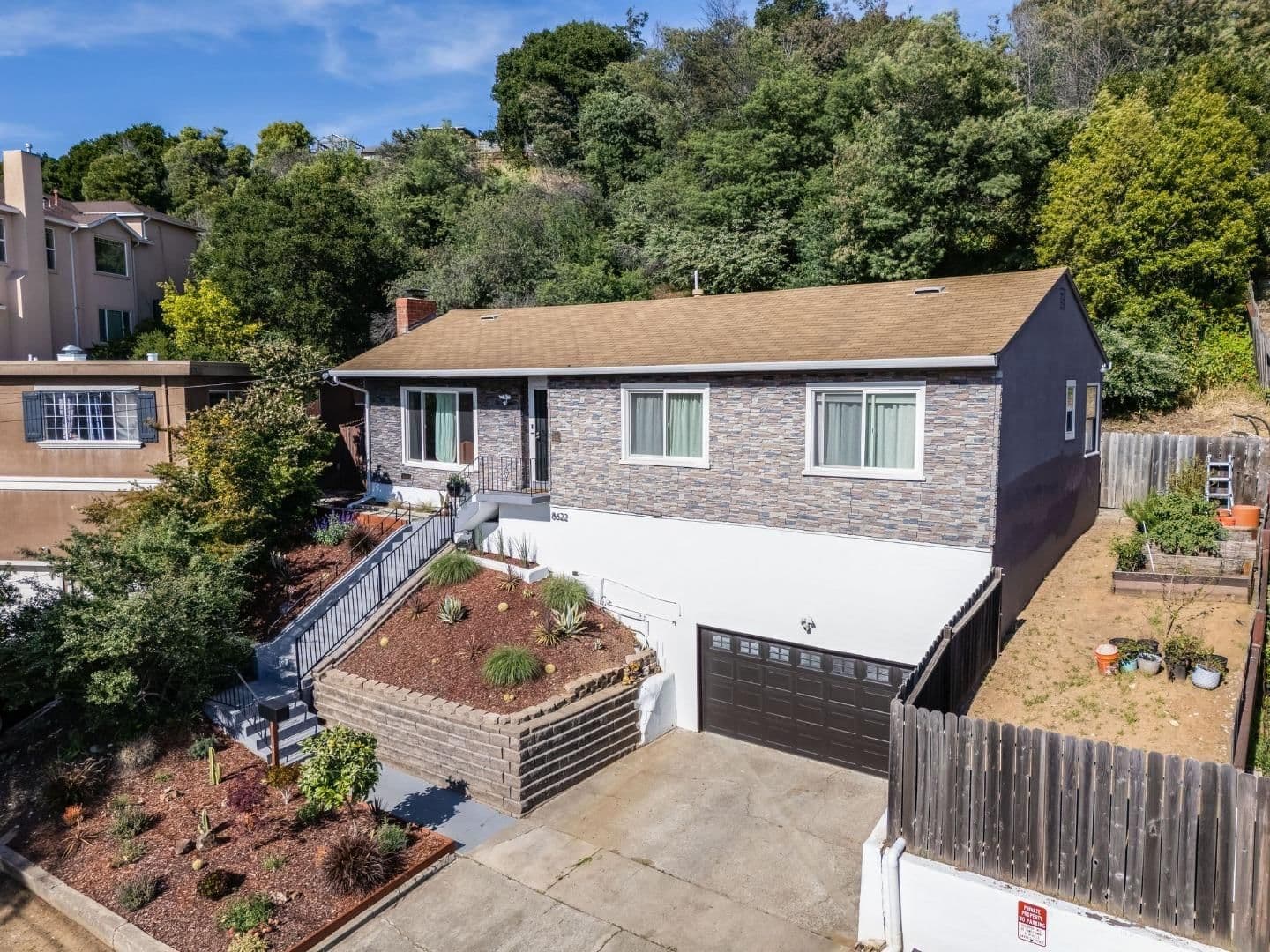 8622 Thermal Street